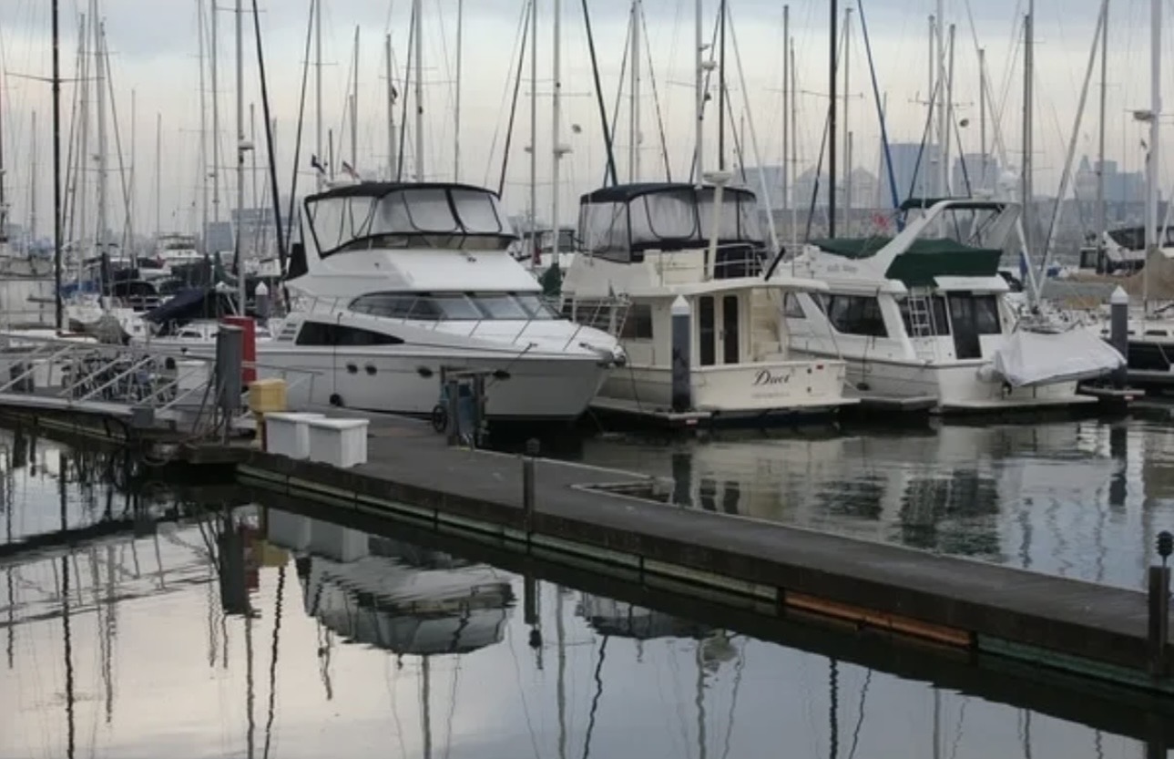 Yacht cleaning detail